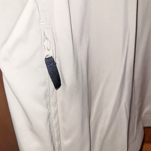 Mens Tan Adidas Windbreaker Pullover. Size XL - Picture 4 of 7